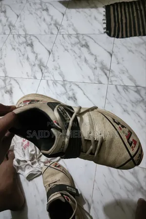 Sports Shoe