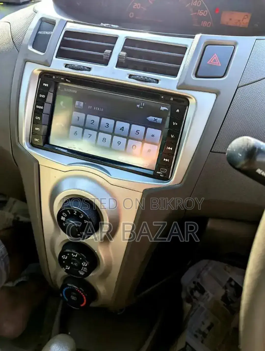 Toyota Vitz 2009 Pearl