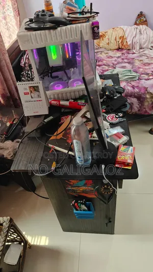 Study Table | Gaming Desk | With Keyboard Tray and Lock | Premium Condition