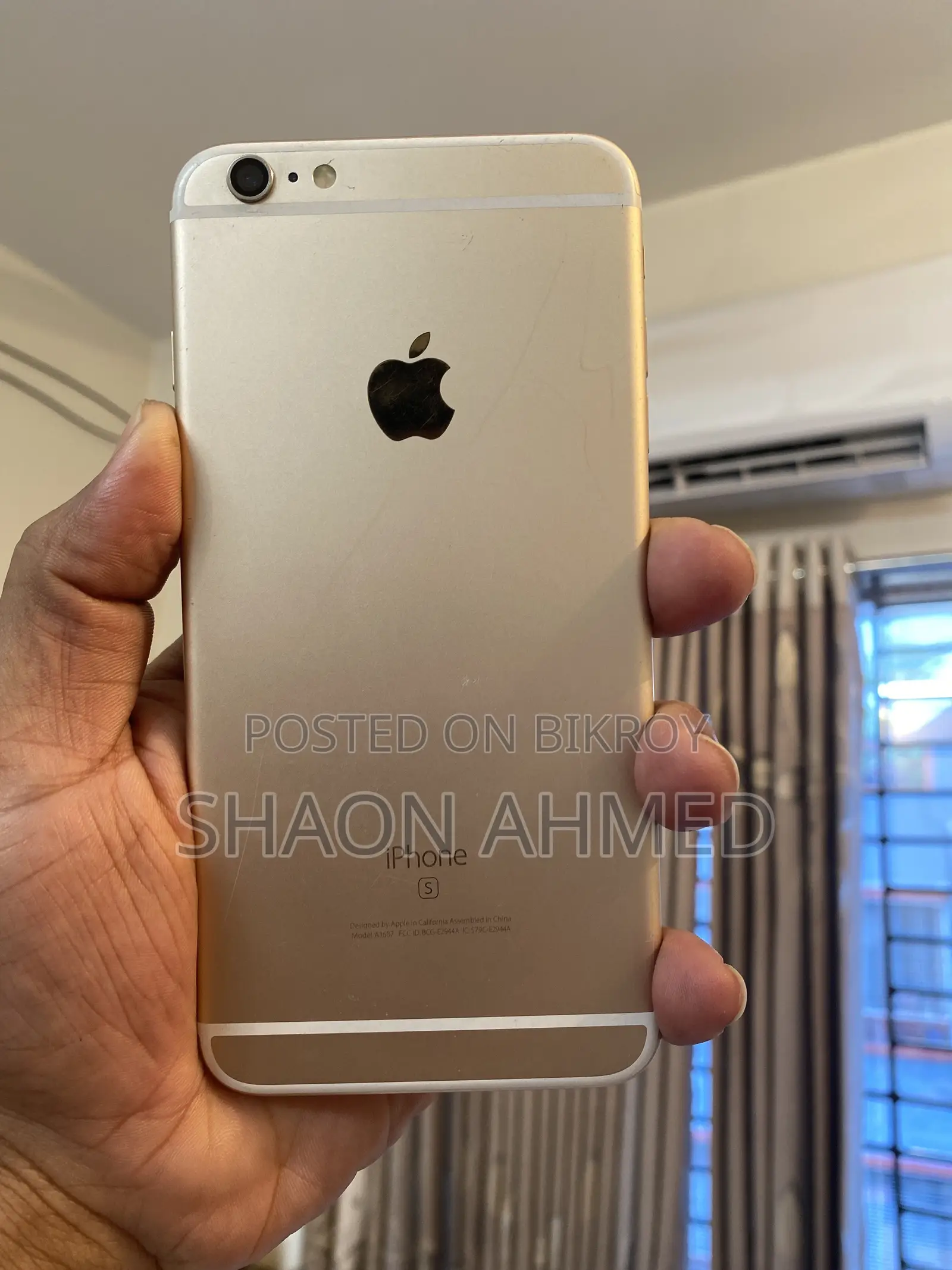 Apple iPhone 6s Plus 64 GB Gold