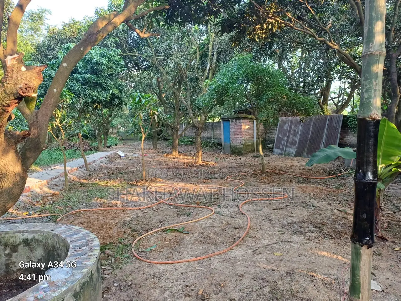 এই জমিটা বিক্রি হবে