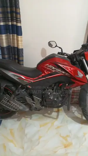 Honda Hornet 2018 Red