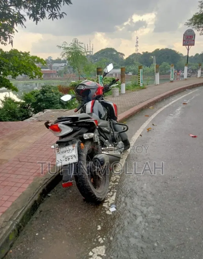 TVS Apache RTR 160 2V 2021 Black
