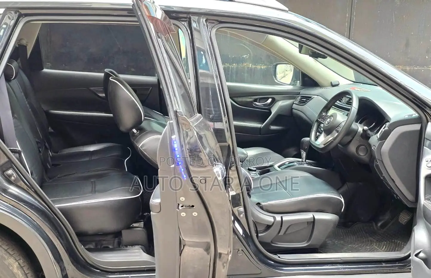Nissan X-Trail 2.0 Petrol AWD 2017 Black