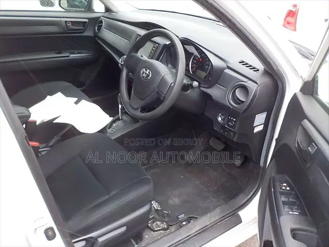 Toyota Axio 2021 Pearl