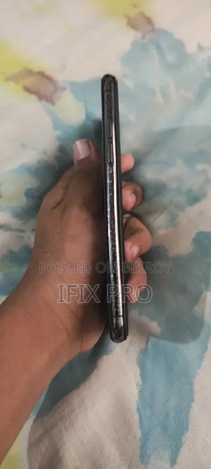 Apple iPhone X 64 GB Black