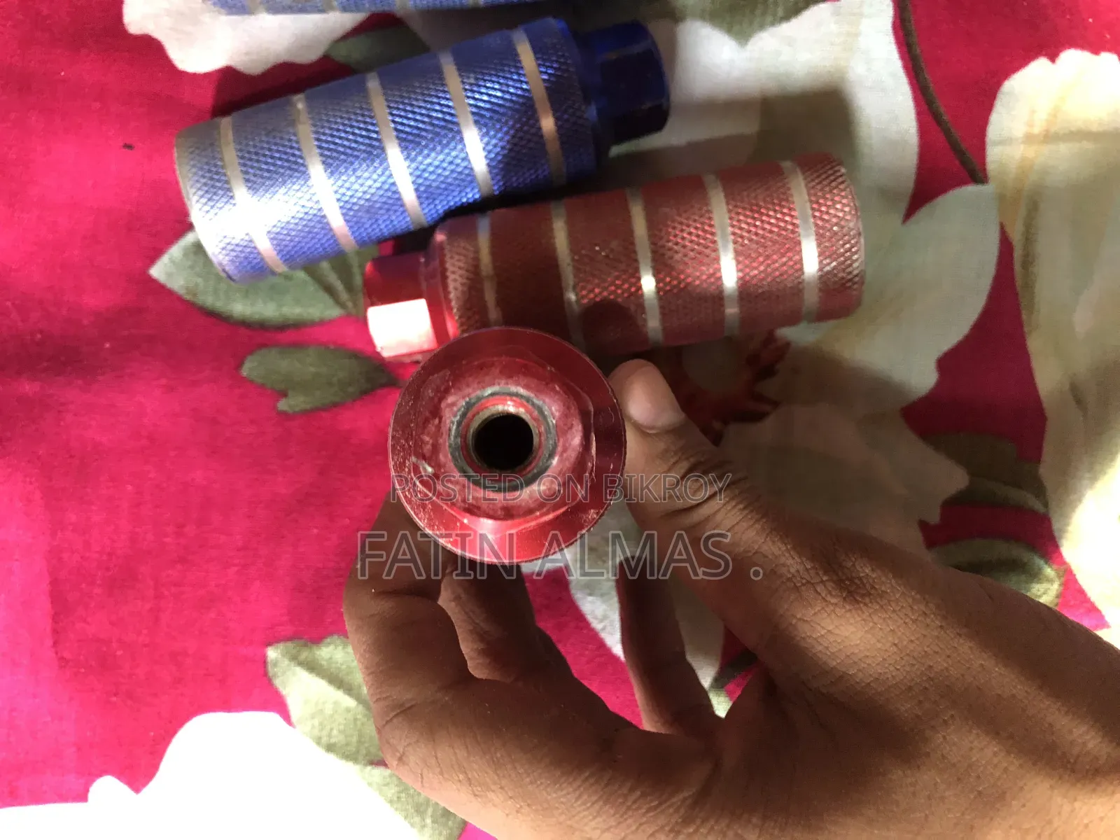 খাবারের পেজ বা হ্যান্ডেল বিক্রয়ের জন্য
