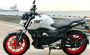 Yamaha FZ 2025 White