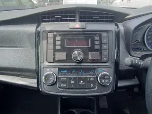Toyota Axio 2021 Silver