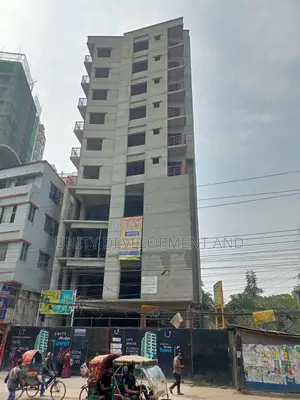 Ready Commercial Space- 2650 SFT