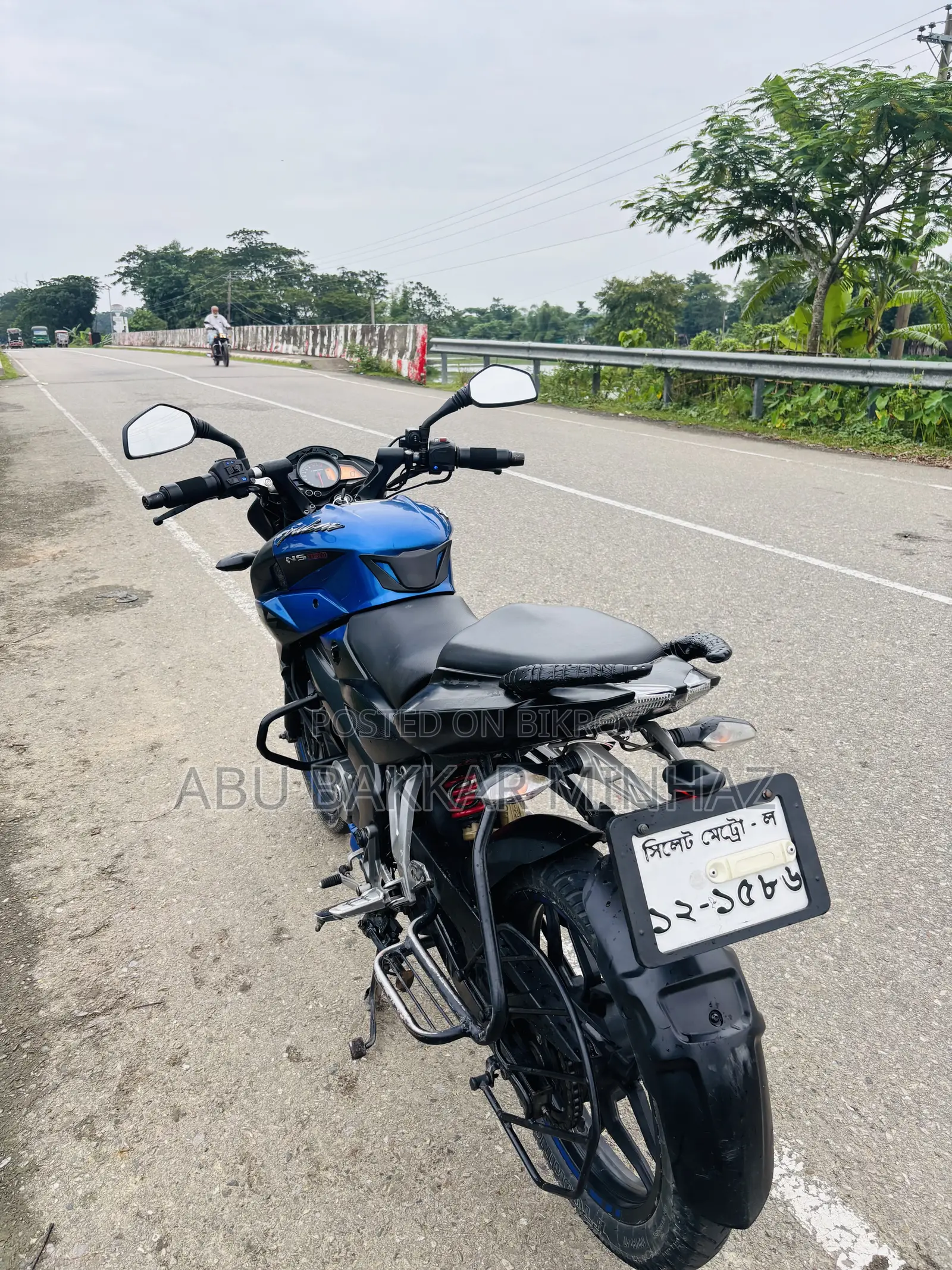 বাজাজ পালসার এনএস ১৬০ ২০১৯ নীল