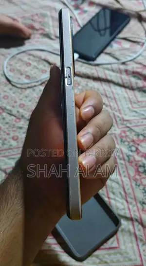 Oppo A77s 128 GB Orange