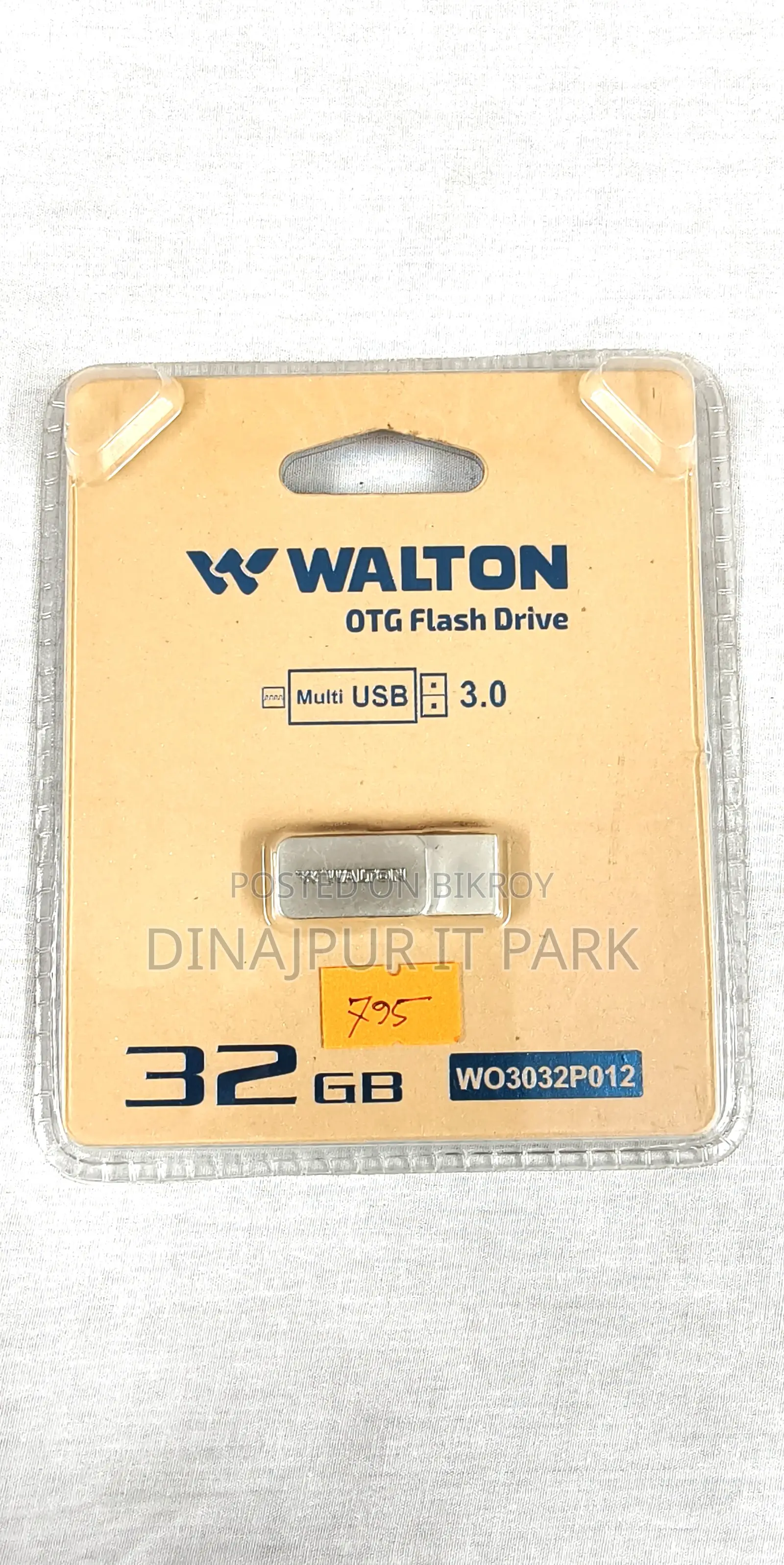 Walton 32gb Otg Usb 3.0 Flash Drive – Multi Usb Storage Device