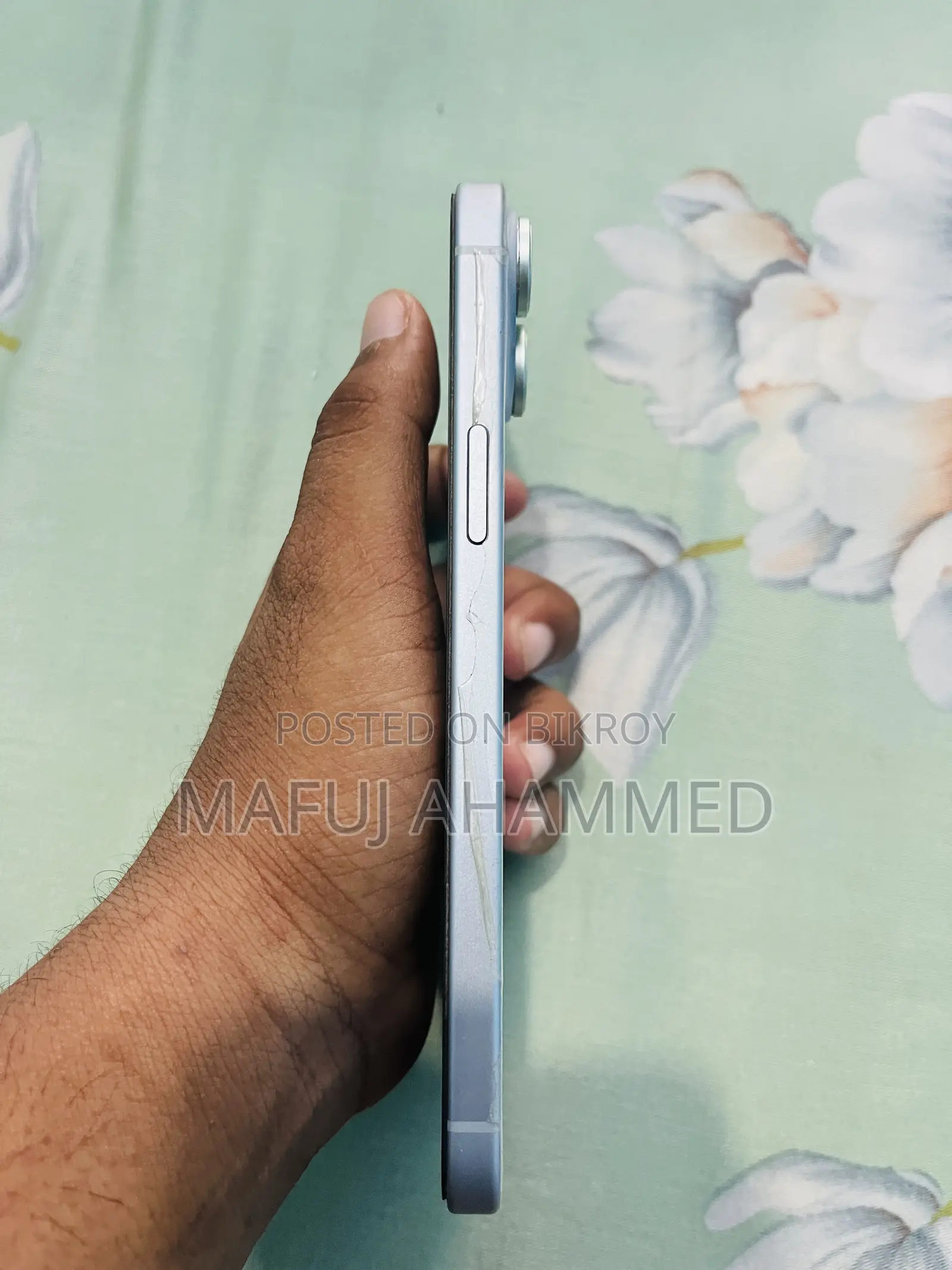 অ্যাপল আইফোন ১৫ প্লাস ১২৮ জিবি হোয়াইট