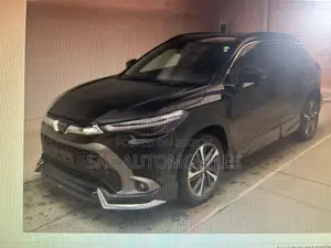 Toyota Corolla Cross 1.8 Hybrid AWD 2022 Black