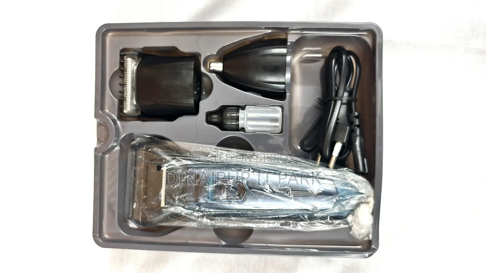Kemei KM-6330 Rechargeable Electric Hair Clipper Trimmer