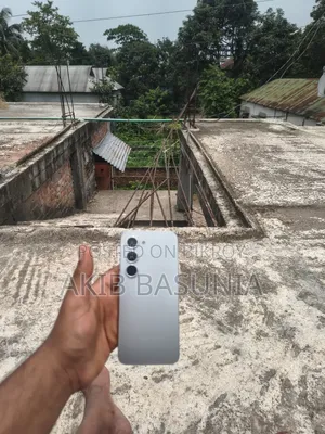 Tecno Spark 40 Pro 128 GB Silver