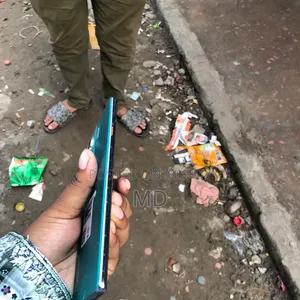 টেকনো স্পার্ক ৪০ প্রো ২৫৬ জিবি