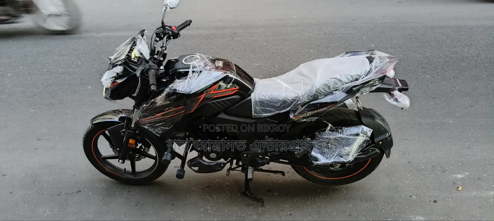 হোন্ডা এক্স-ব্লেড ১৬০ ২০২৬ কালো