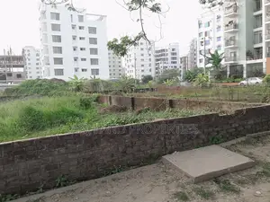 ই-ব্লক সাউথ কর্নার ৫ কাঠা প্লট বিক্রয়