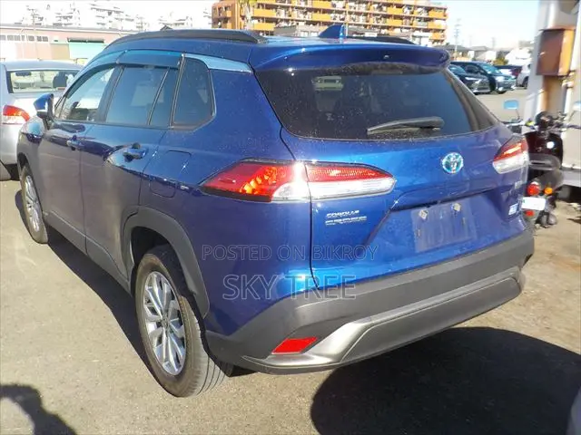 Toyota Corolla Cross 1.8 Hybrid FWD 2022 Blue
