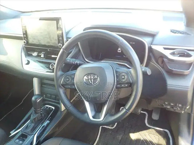 Toyota Corolla Cross 1.8 Hybrid FWD 2022 Blue
