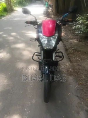 Mahindra Centuro 2018 Red