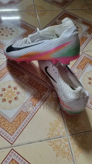 Nike Air Zoom Mastergrade Football Boot