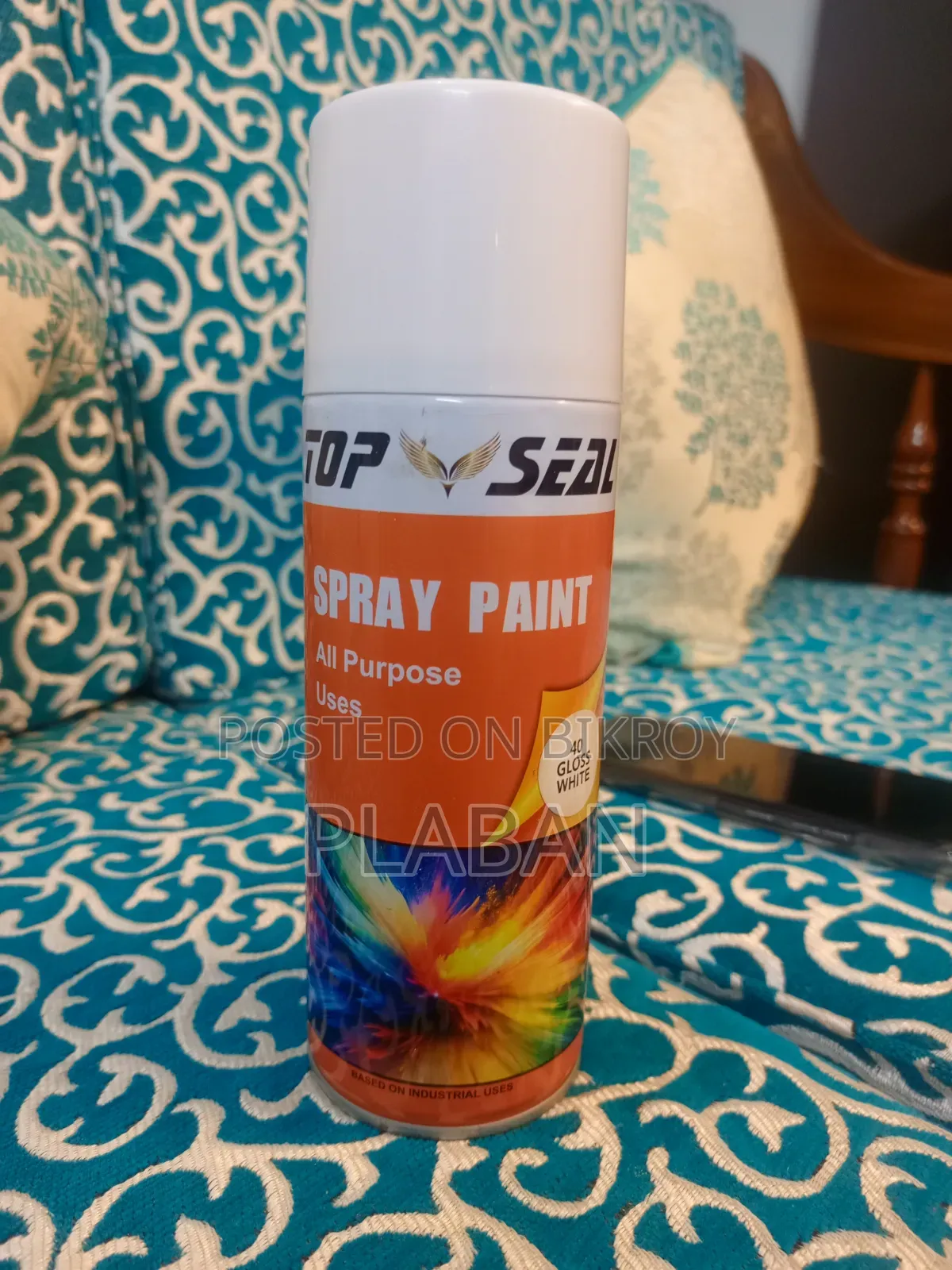 White Color Paint Spray
