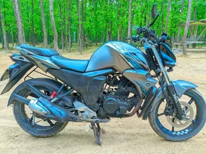 Yamaha FZ 2018