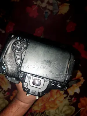 Canon Eos 700d Camera + Tamron 70-300mm Zoom Lens