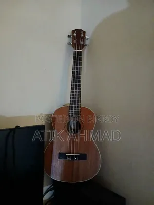 Yamaha Tenor Ukulele