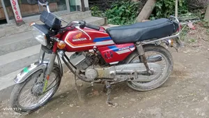 Honda 1990 Red