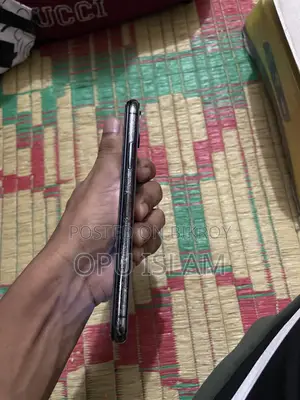 Apple iPhone X 64 GB Black