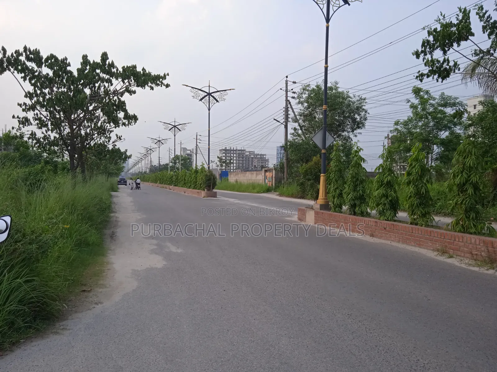 বসুন্ধরা N ব্লকে ২০ কাঠার দক্ষিণমুখী বাউন্ডারি করা প্লট বিক্রয়