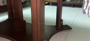 Modern Center Tea Table for Sale in Good Condition.