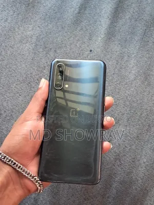 ওয়ানপ্লাস নর্ড সিই ৫জি ২৫৬ জিবি কালো