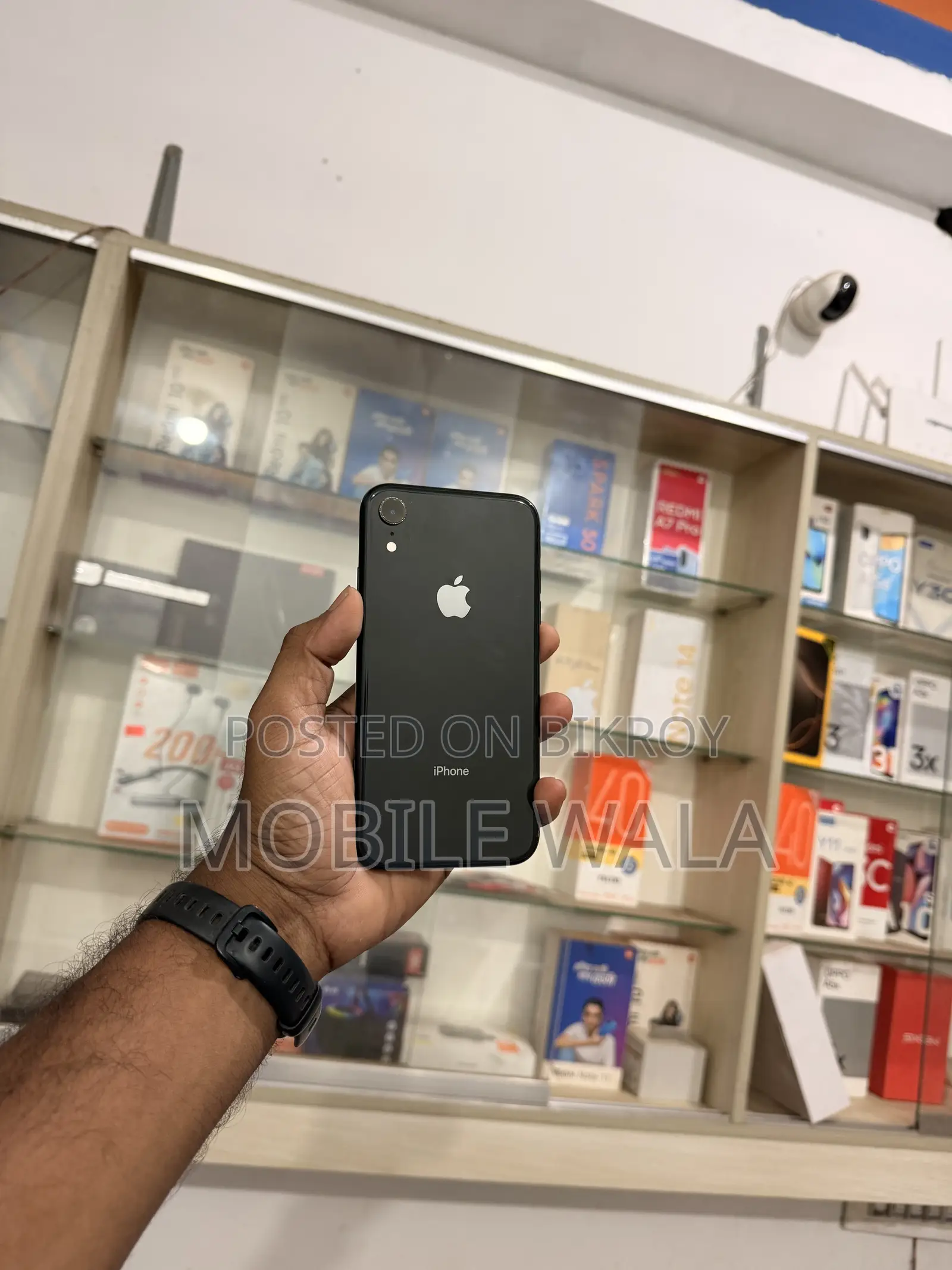 নতুন অ্যাপল আইফোন এক্সআর ৬৪ জিবি কালো
