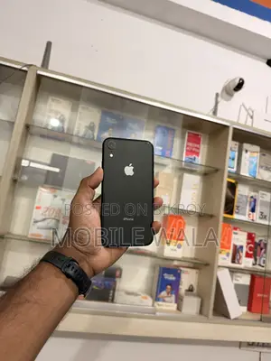 নতুন অ্যাপল আইফোন এক্সআর ৬৪ জিবি কালো
