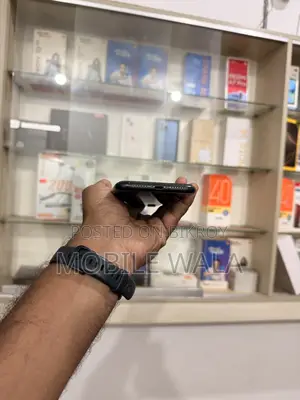 নতুন অ্যাপল আইফোন এক্সআর ৬৪ জিবি কালো