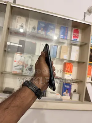 নতুন অ্যাপল আইফোন এক্সআর ৬৪ জিবি কালো
