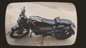 Hero Hunk 2007 Black