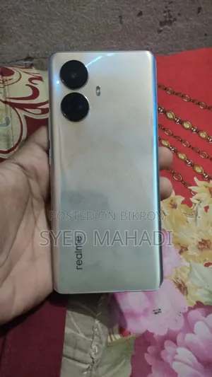 রিয়েলমি ১০ প্রো+ ১২৮ জিবি গোল্ড