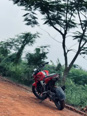 TVS Apache 160 4V 2020 Red