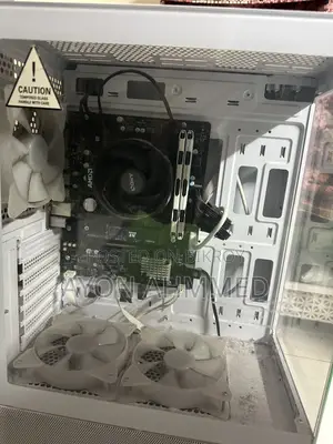 Desktop Computer 32GB AMD Ryzen 5 SSD 1T