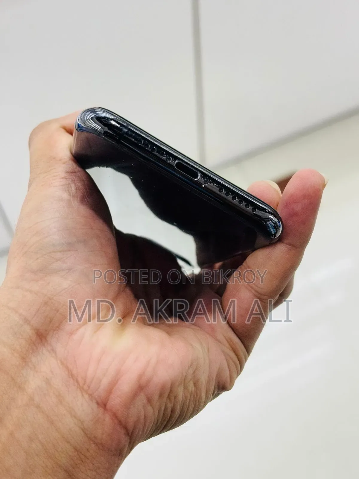 New Apple iPhone 11 Pro 64 GB Black