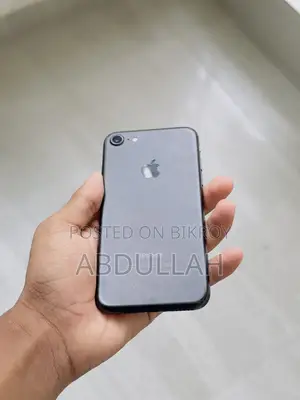 New Apple iPhone 7 32 GB Black