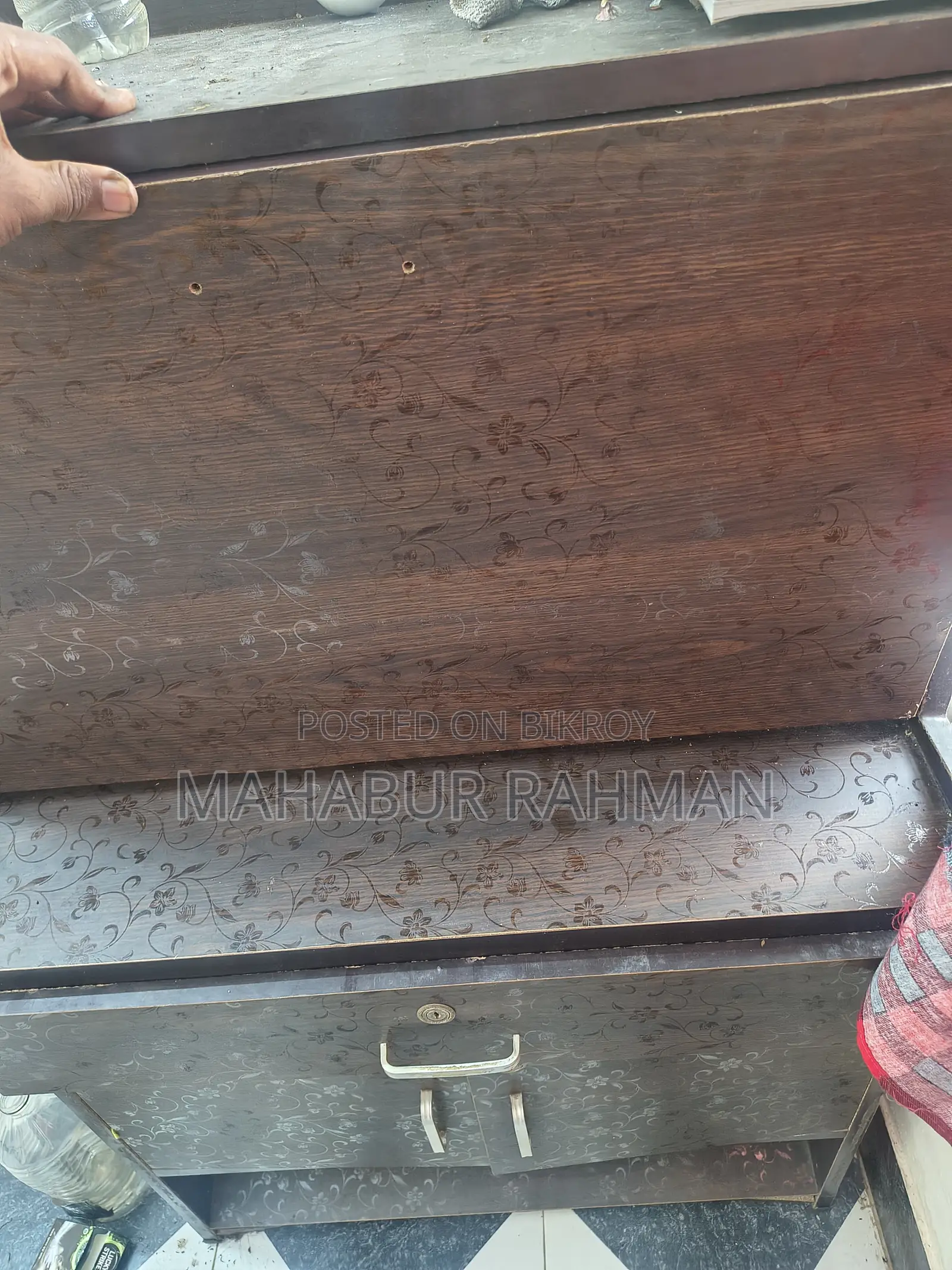 Computer/Study Foldable Table With Storage for Sell New Condition