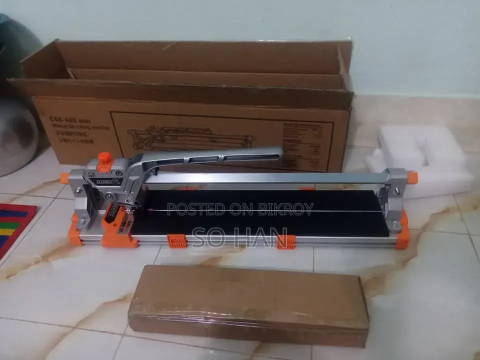China Sliding Tile Cutting Machine