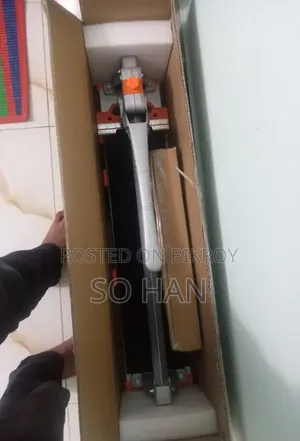 China Sliding Tile Cutting Machine